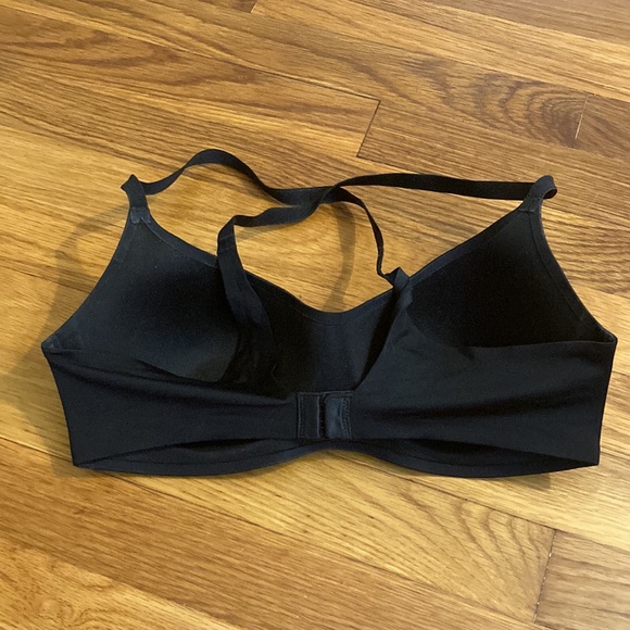 b.tempt’d Black Molded Cup Bra - Picture 2 of 4